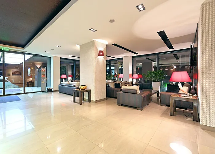 Hotel Cubix
